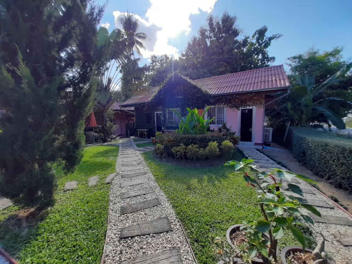 Khuang Na Farmview Bed & Breakfast Mae Chaem Dış mekan fotoğraf